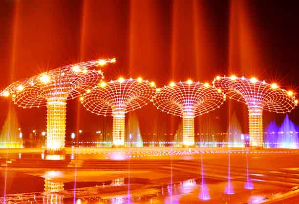 香港六和合资料大型景观灯 香港六和合资料大型景观灯