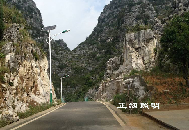 太阳能路灯安装地区日照不同配置有相差