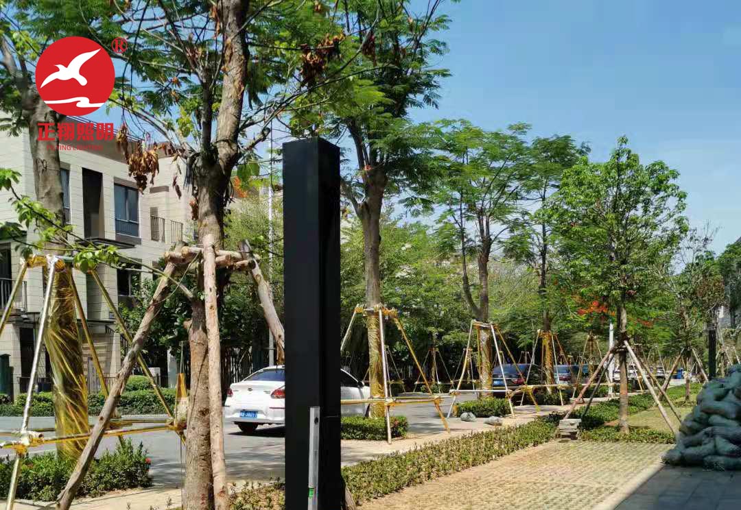 海南省三亚市海波十九巷现代景观灯工程案例 海南省三亚市海波十九巷现代景观灯工程案例