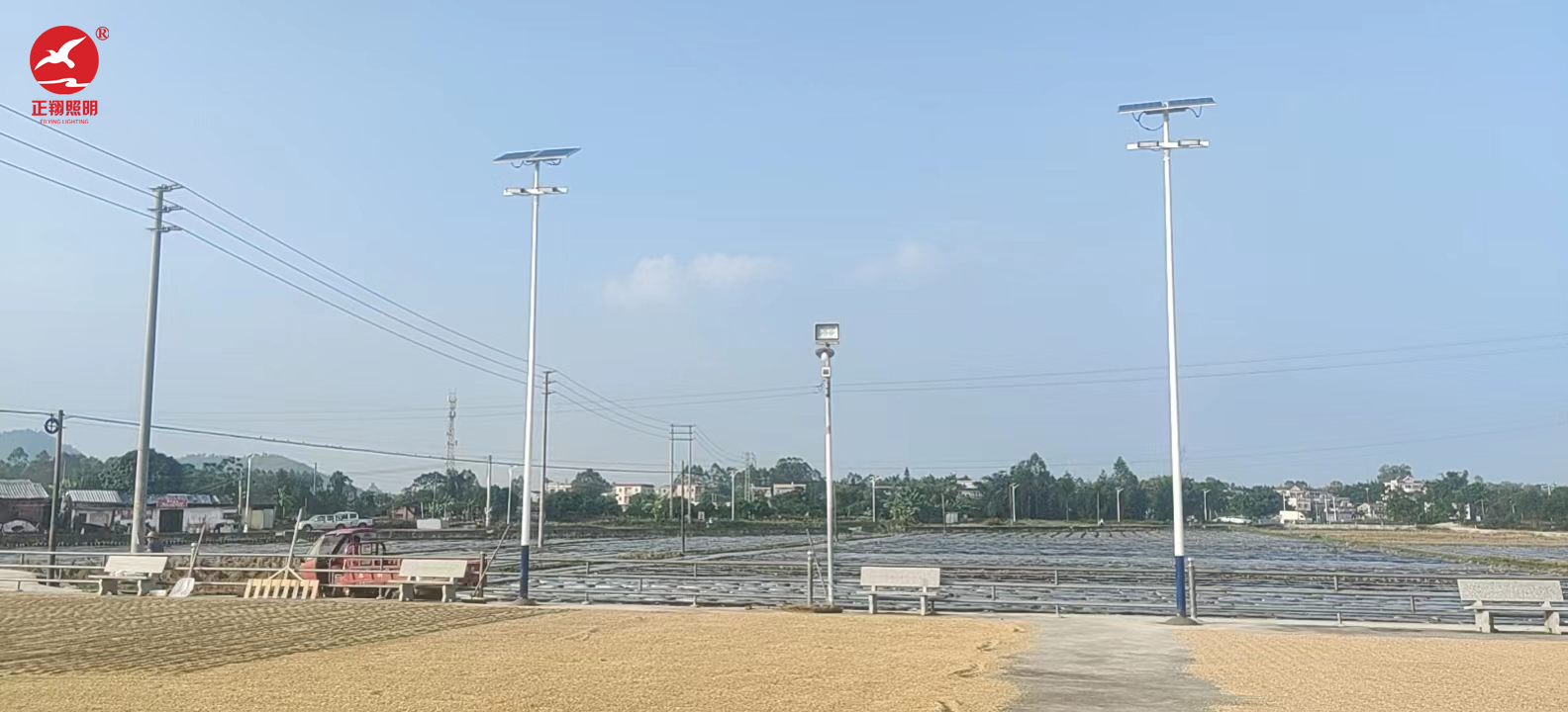 广东江门太阳能球场灯工程案例 广东江门太阳能球场灯工程案例