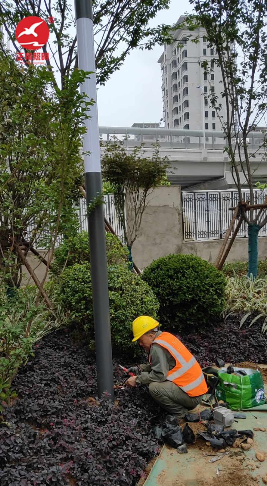 江西赣州简约景观灯灯柱工程案例 江西赣州简约景观灯灯柱工程案例