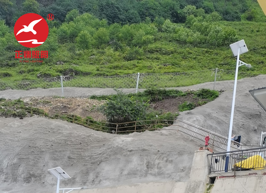 雷波县太阳能路灯工程案例 雷波县太阳能路灯工程案例