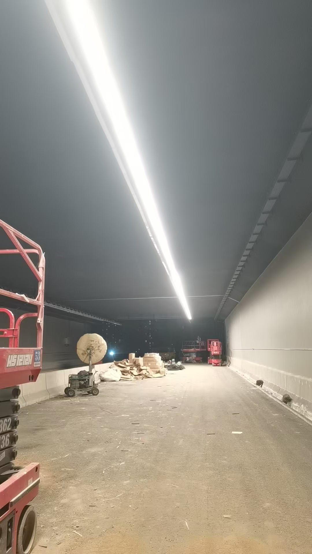 北京公路隧道灯安装 北京公路隧道灯安装