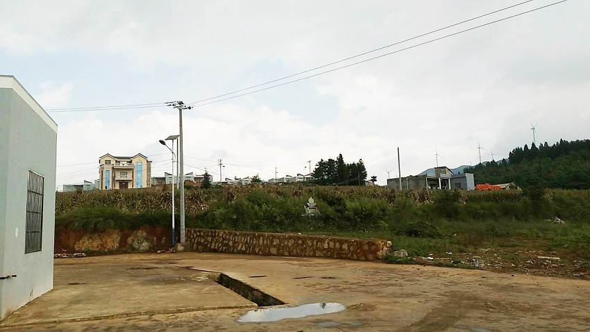 云南省-曲靖市-师宗县竹基镇阿公果下寨太阳能路灯