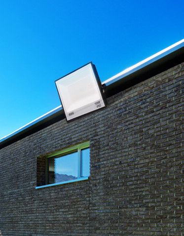 LED太阳能投光灯ZX-TGD013 LED太阳能投光灯ZX-TGD013