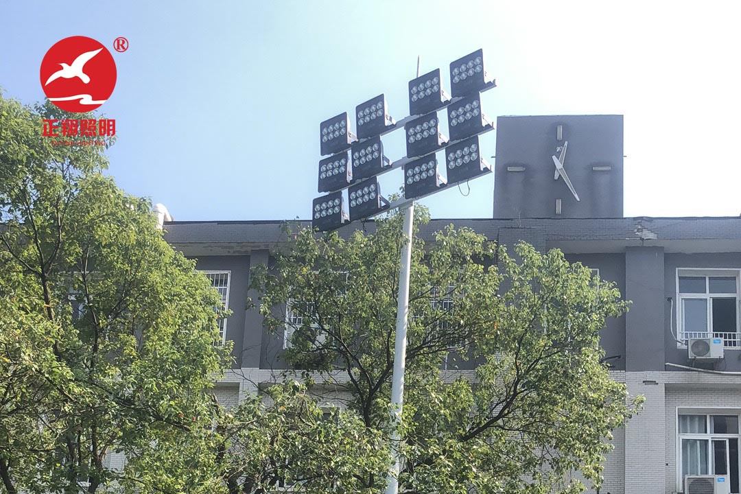武汉外国语学校球场灯案例分享 武汉外国语学校球场灯案例分享